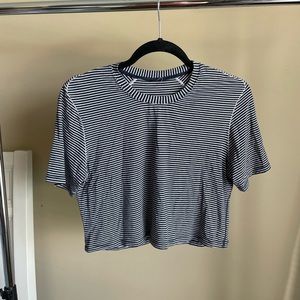 Lululemon crop tee